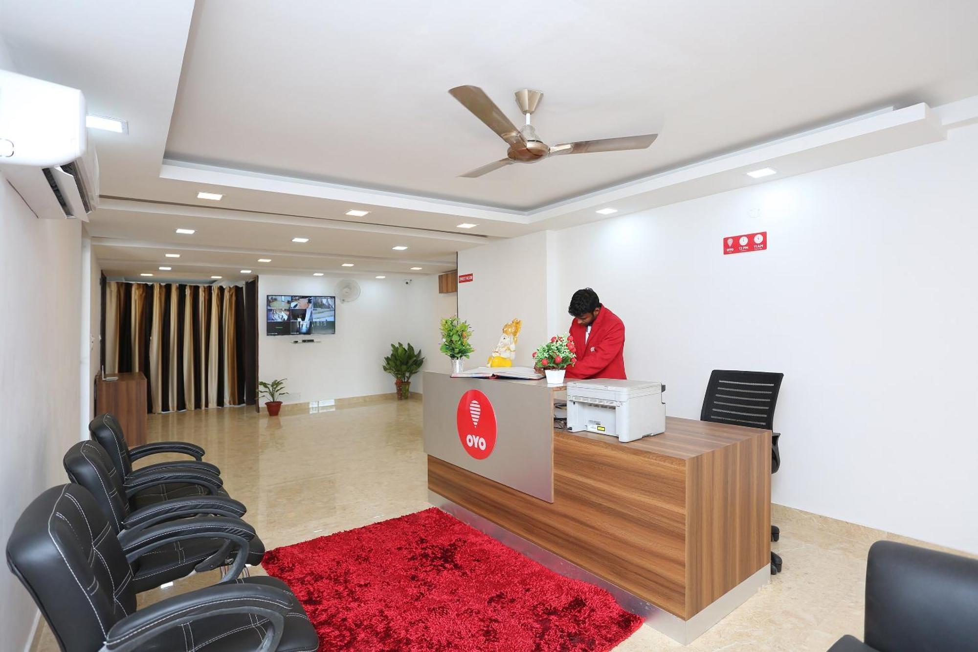 Hotel O Green Residency Near Appu Ghar غورغاون المظهر الخارجي الصورة